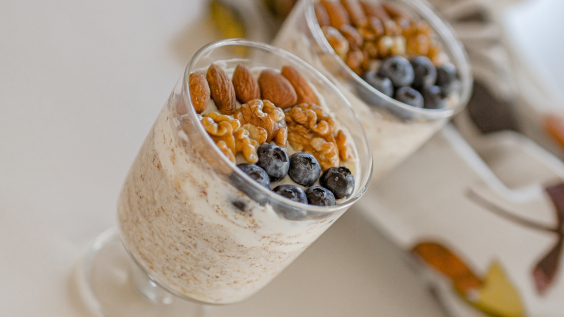 Overnight Oats mit Walnuss- und Haselnussöl