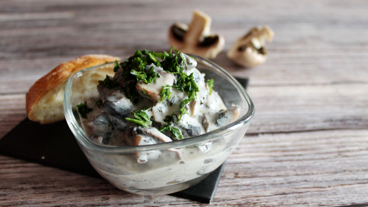 Pilzsalat mit Joghurt