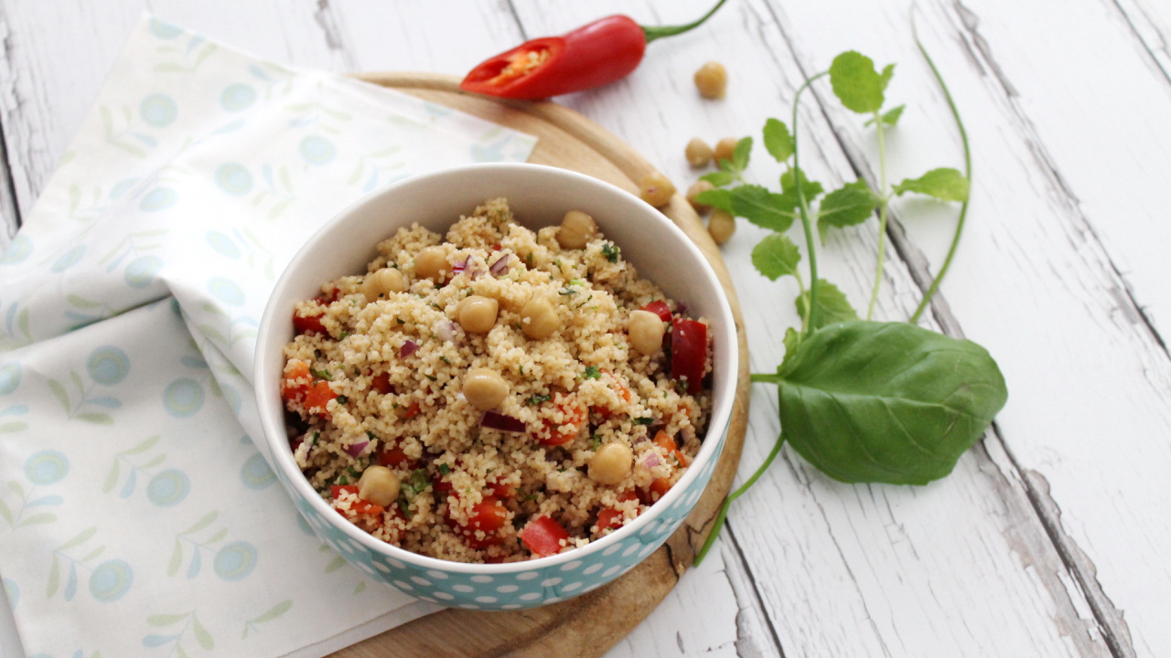 Couscous-Salat mit Kichererbsen